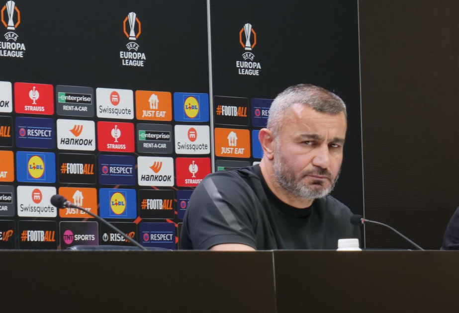“Qarabağ”ın baş məşqçisi “Tottenhem”lə oyunun tıxaca görə gec başlamasından danışıb