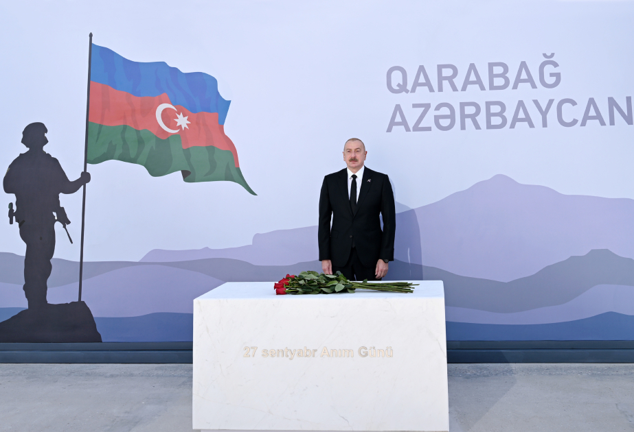 Le président Ilham Aliyev visite le Parc de la Victoire  MIS A JOUR VIDEO