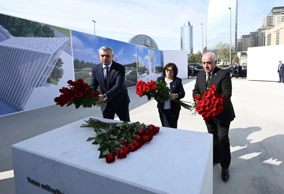 State and government officials visit Victory Park under construction