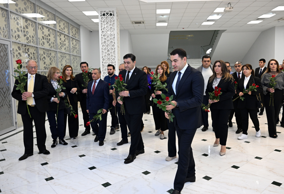 Azərbaycanın mədəniyyət xadimləri Astanada şəhidlərimizin xatirəsini yad ediblər