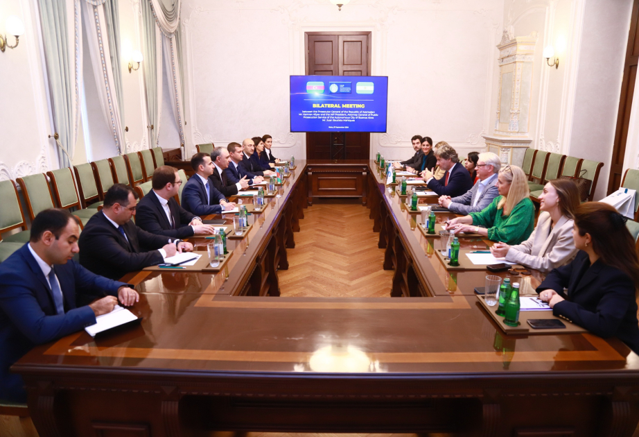 Azerbaijan’s Prosecutor General meets with President of International Association of Prosecutors