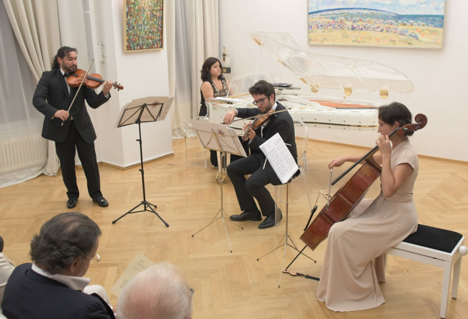 Vyanada Azərbaycan Mədəniyyət Mərkəzində klassik musiqi axşamı təşkil olunub