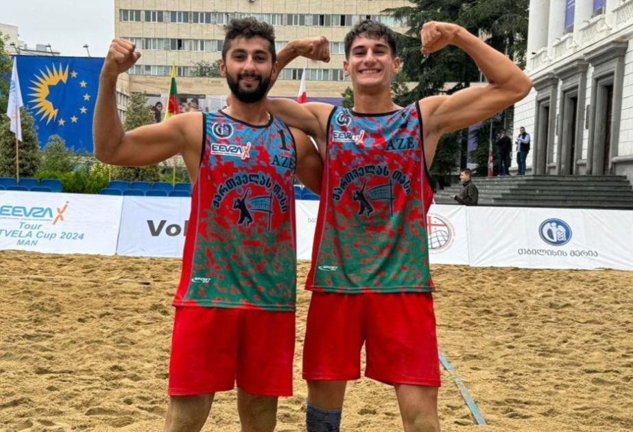 Los jugadores de voleibol de playa de Azerbaiyán derrotaron a Armenia