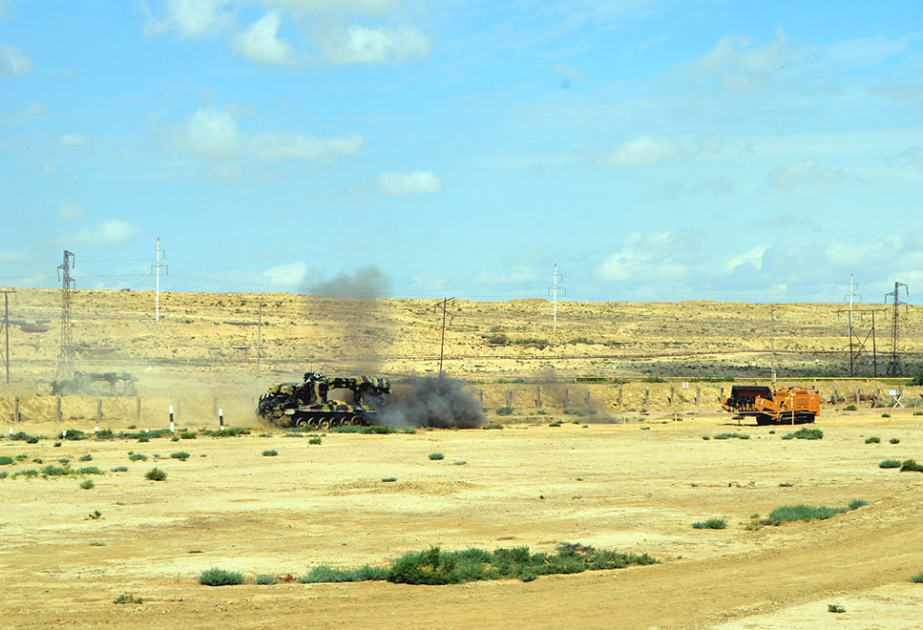 Azerbaijan Army conducts demonstration classes on engineering training