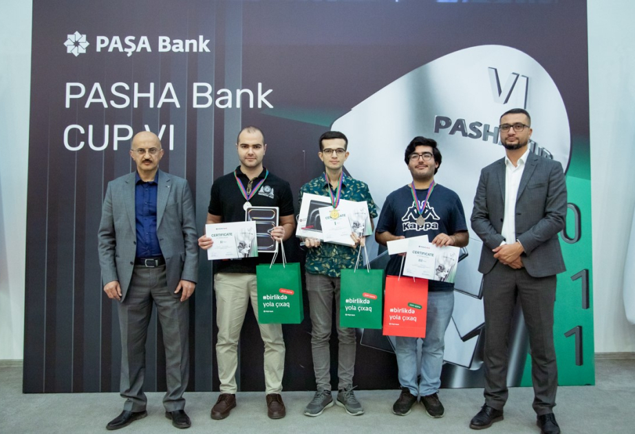 “PAŞA Bank Kuboku VI” proqramlaşdırma müsabiqəsinin qalibləri mükafatlandırılıb