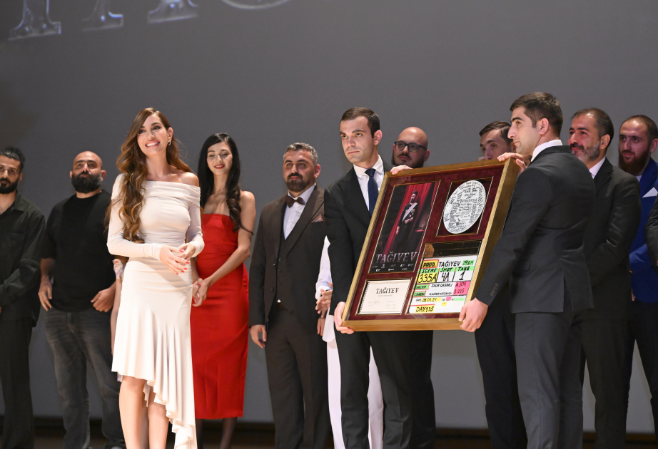 В Центре Гейдара Алиева прошла премьера художественного фильма «Тагиев: Нефть» ВИДЕО