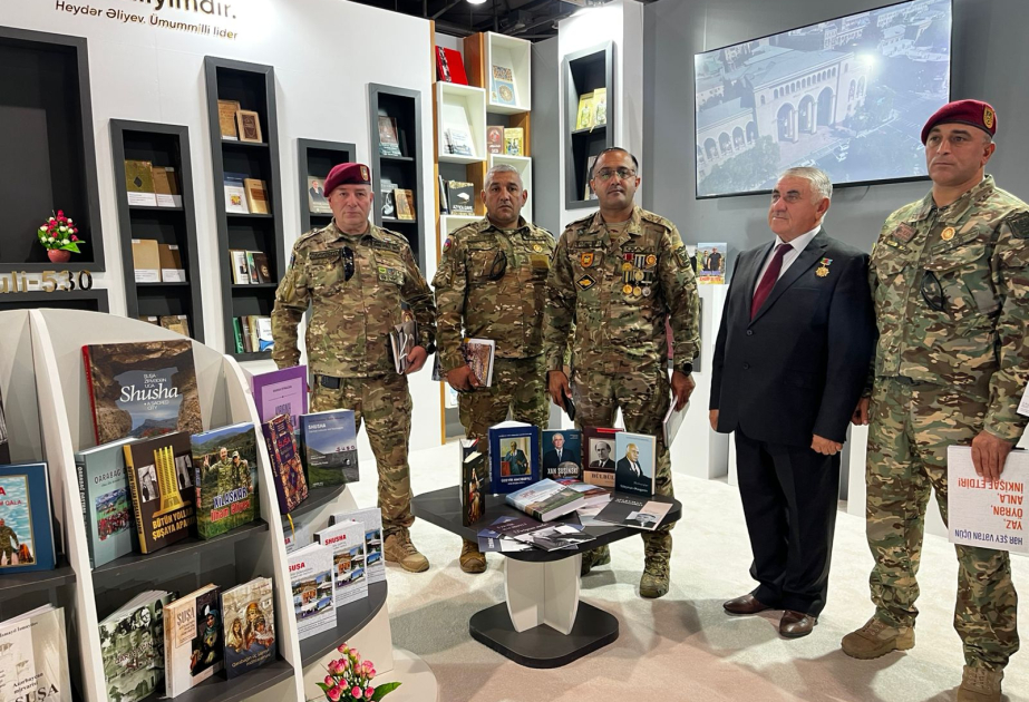 “Şuşa İslam dünyasının mədəniyyət paytaxtı” adlı kitab sərgisi açılıb