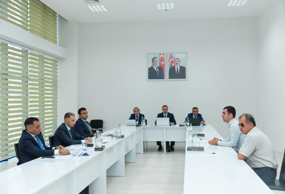 Nazir Rəşad Nəbiyev Mingəçevirdə vətəndaşların müraciətlərini dinləyib