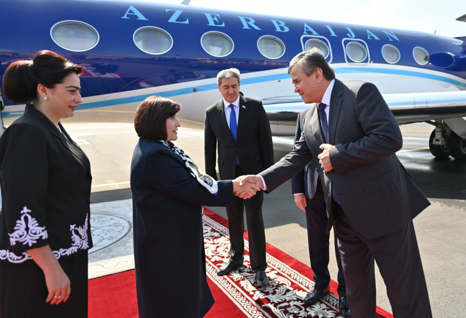 Milli Məclisin sədri Sahibə Qafarova Tacikistana səfərə gedib