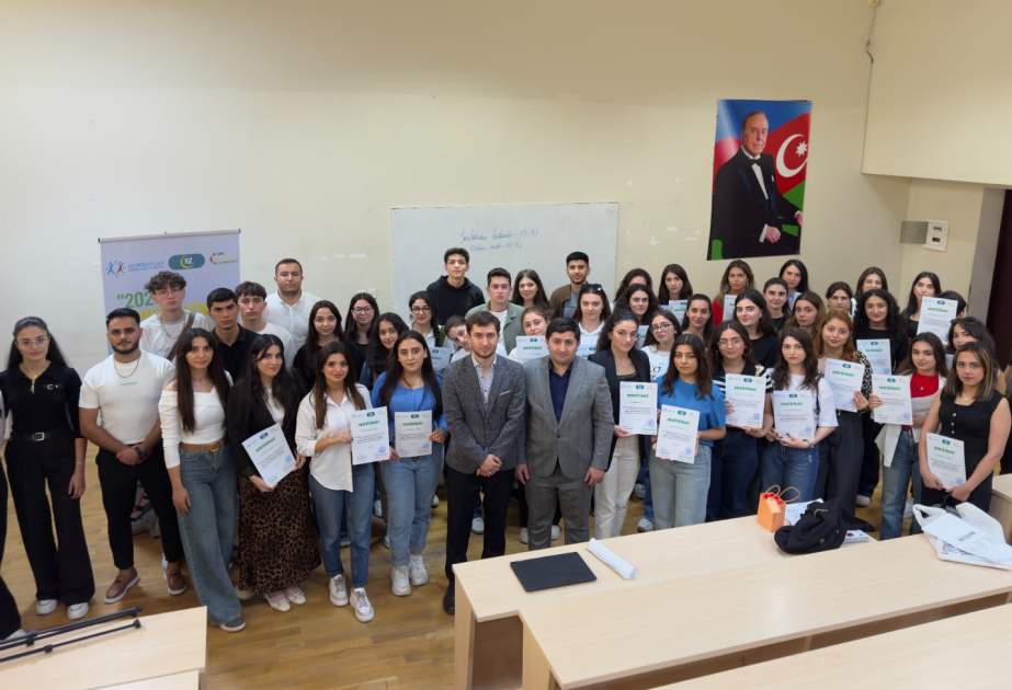 Gənclərin İqtisadiyyat Olimpiadası: 50 tələbə biliklərini sınayıb