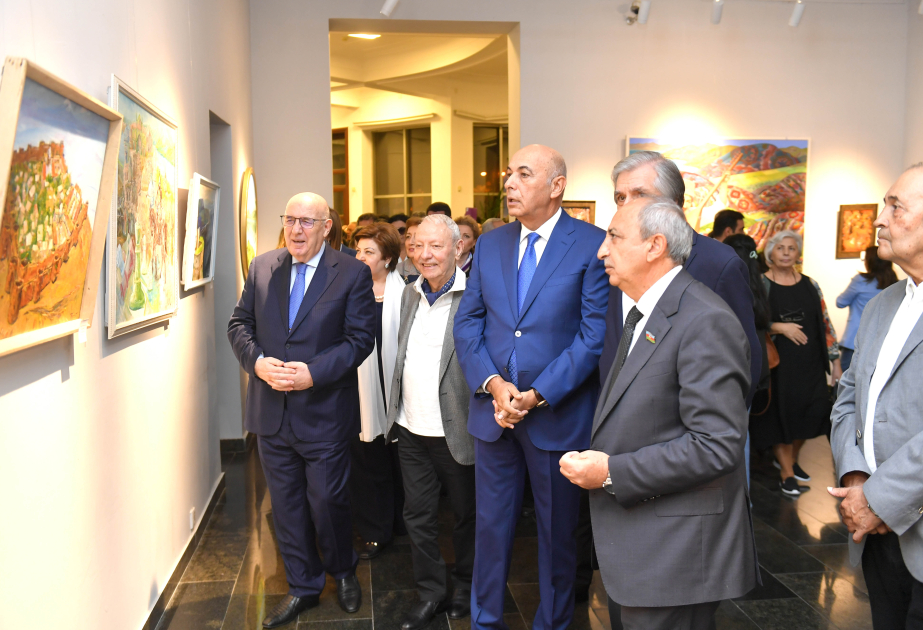 “Vətənim Qərbi Azərbaycan” rəsm müsabiqəsinin yekun sərgisi keçirilib