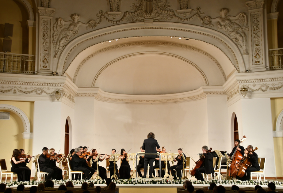 Filarmoniyada Qara Qarayev adına Azərbaycan Dövlət Kamera Orkestrinin konserti olub