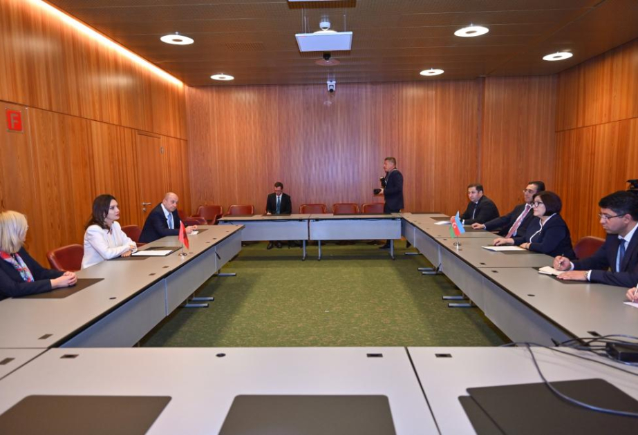 Albaniya parlamentinin sədrinə Bakıda keçiriləcək Parlament Konfransı barədə məlumat verilib