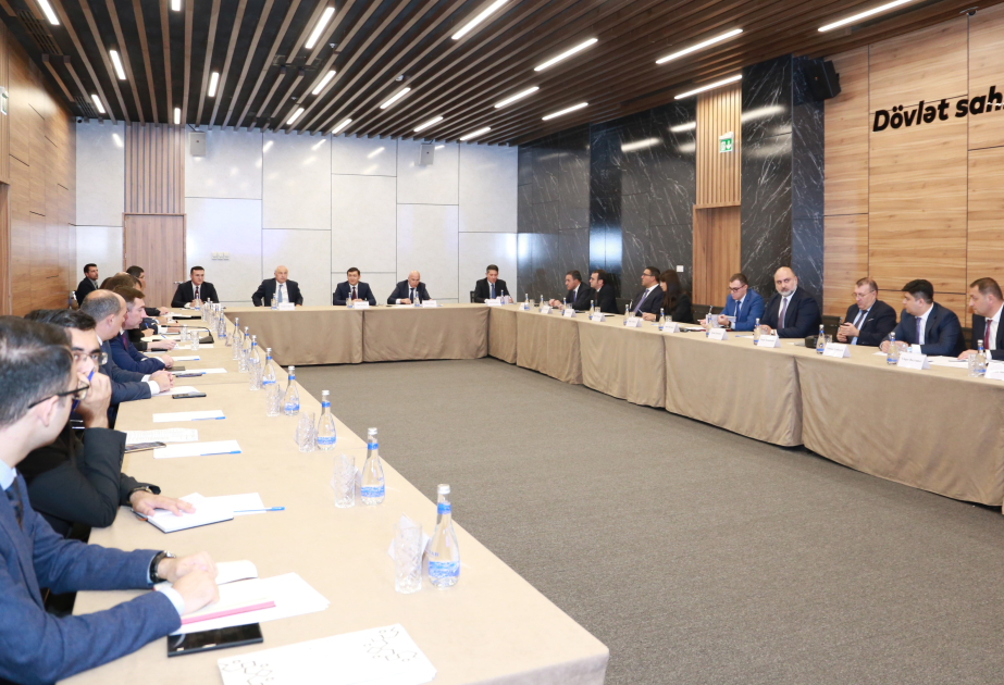Biznes mühiti ilə bağlı sahibkarların məlumatlılıq səviyyəsinin artırılması müzakirə olunub
