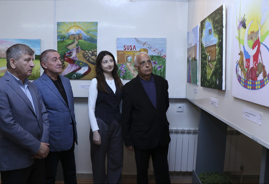 Şuşaya həsr edilən sərgidə tələbələrin 60-dan çox əl işi nümayiş olunub