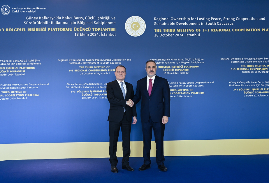 Azərbaycanın və Türkiyənin XİN rəhbərləri qlobal təhlükəsizlik problemlərini müzakirə ediblər