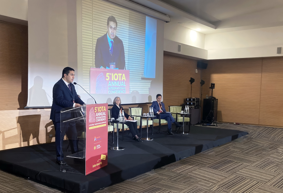 Dövlət Vergi Xidmətinin rəisi IOTA-nın 5-ci İllik Beynəlxalq Konfransında iştirak edib