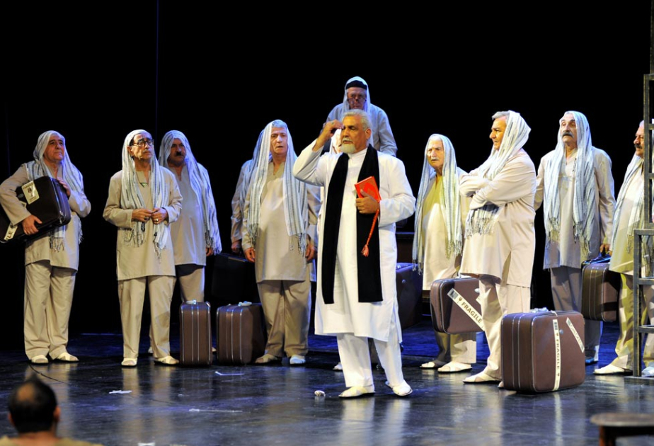 Milli Dram Teatrında “Dəli yığıncağı” tamaşası nümayiş olunacaq