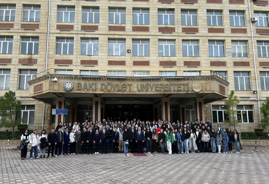 Avropa Azərbaycan Məktəbinin direktoru BDU tələbələrinə təlim keçib