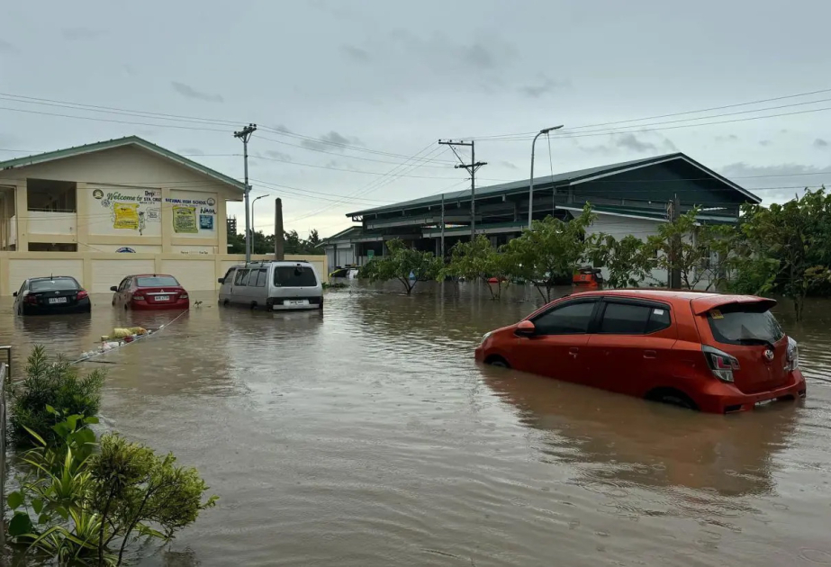 Tropical storm swamps Philippine provinces in widespread flooding, schools shut