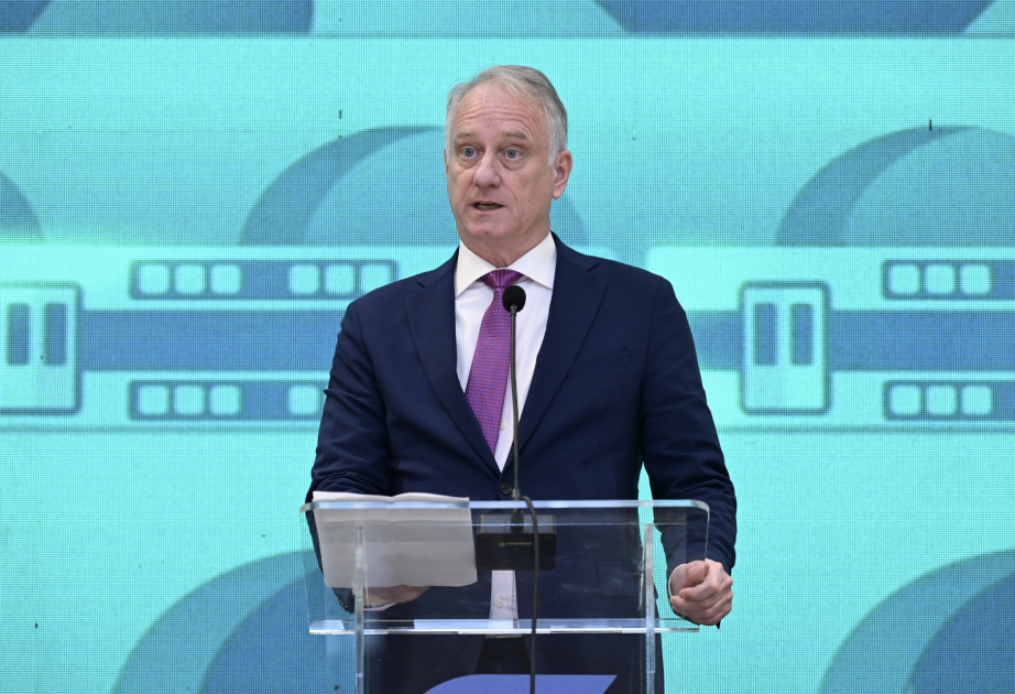 AİB: Emissiyaları azaltmaq üçün vacib şərt dəmiryolundan geniş istifadə etmək və rəqəmsallaşmadır