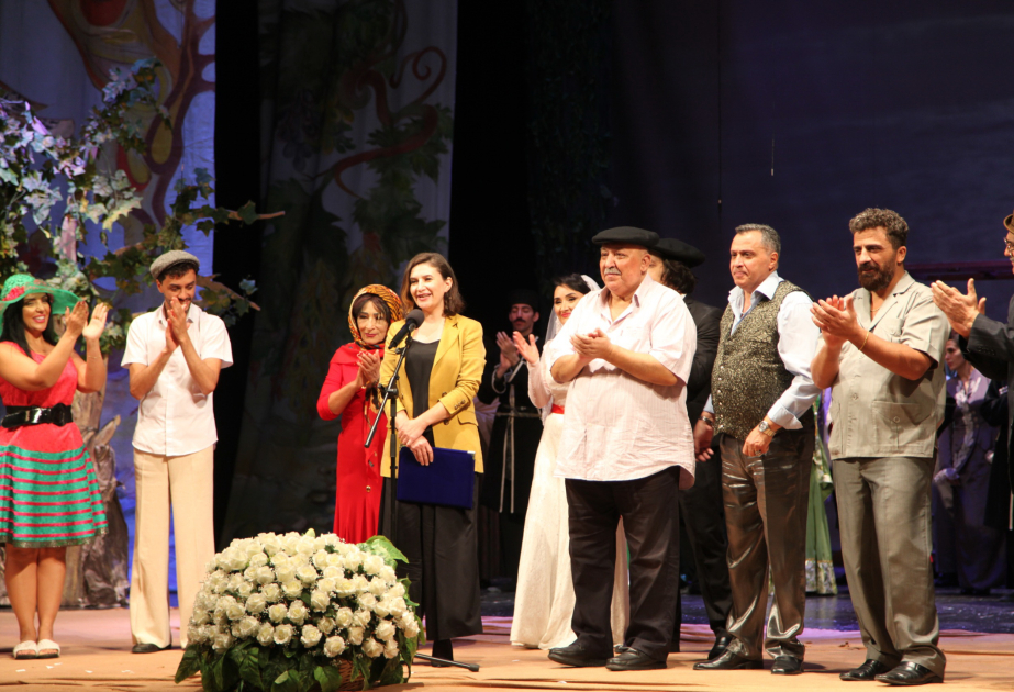 Tanınmış aktyor Möylə Mirzəliyevin 65 illiyi səhnədə qeyd olunub