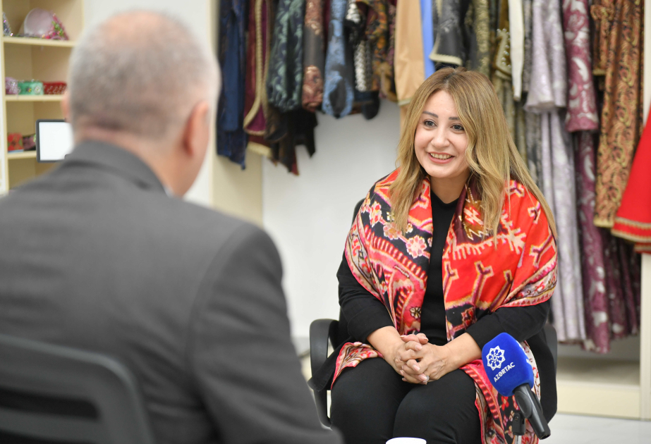 Ləbbadələr, çəpkənlər, arxalıqlar... - Bakı Milli Geyim Evindən REPORTAJ