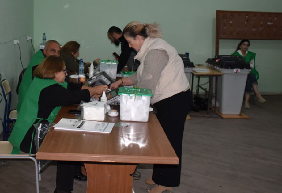 Gürcüstanda parlament seçkiləri başa çatıb