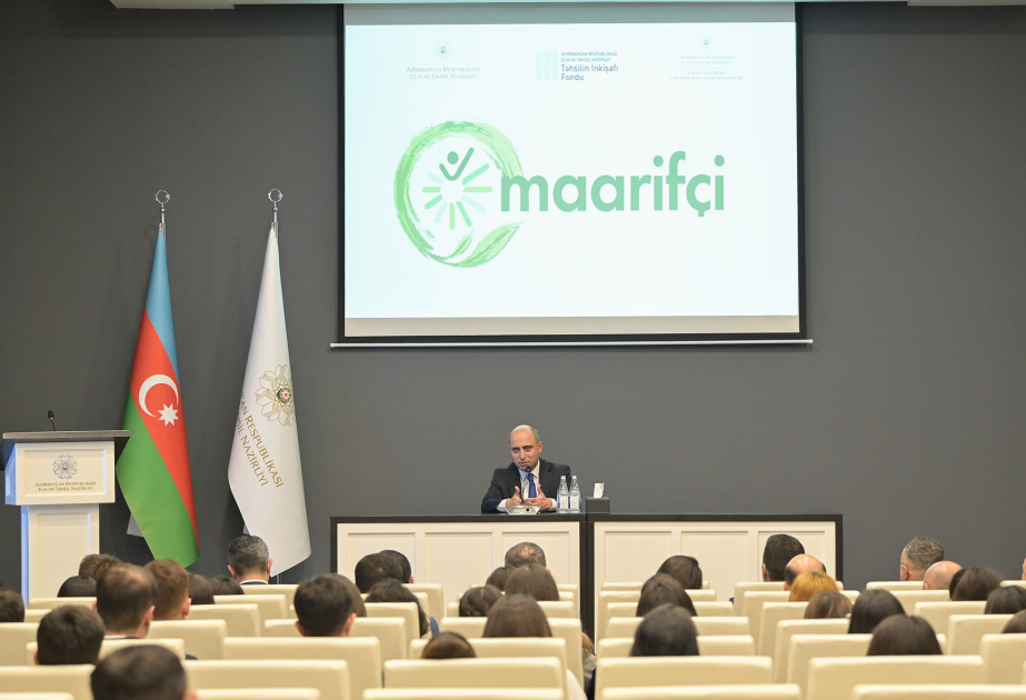 “Maarifçi” tələbə-məzun təcrübə proqramının iştirakçıları Elm və Təhsil Nazirliyində təcrübə keçirlər
