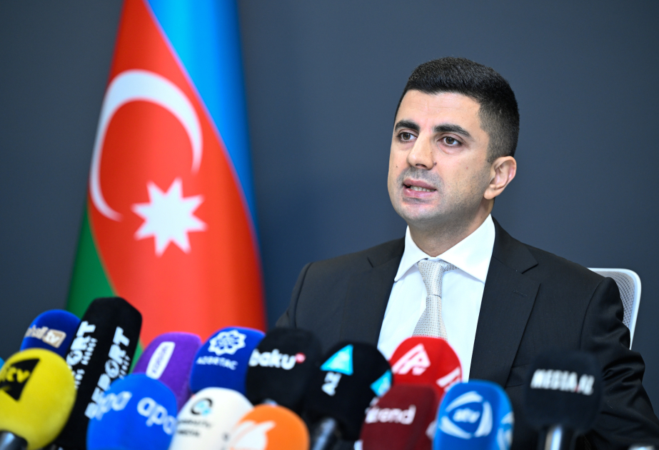 Eşqi Bağırov: Ölkə üzrə 118 mindən çox şagird məktəbdənkənar təhsil müəssisələrinə cəlb olunub