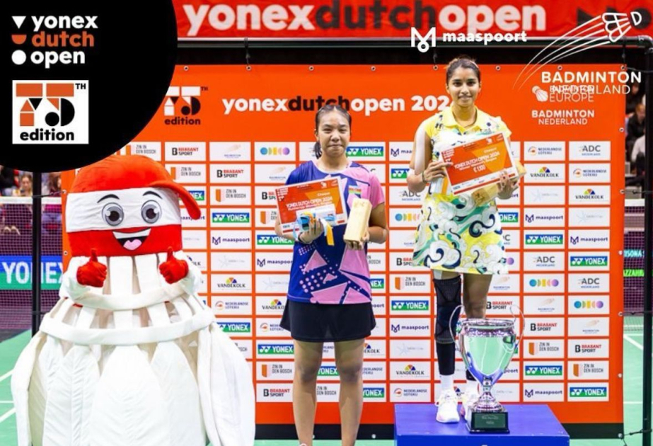 La jugadora de bádminton azerbaiyana gana la medalla de plata en un torneo internacional