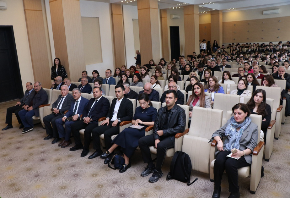 AzMİU-da iqlim dəyişikliyi ilə bağlı maarifləndirici seminar keçirilib