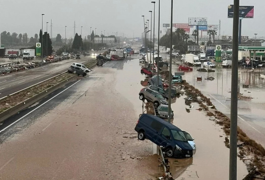 L’Espagne déclare trois jours de deuil national en raison des inondations