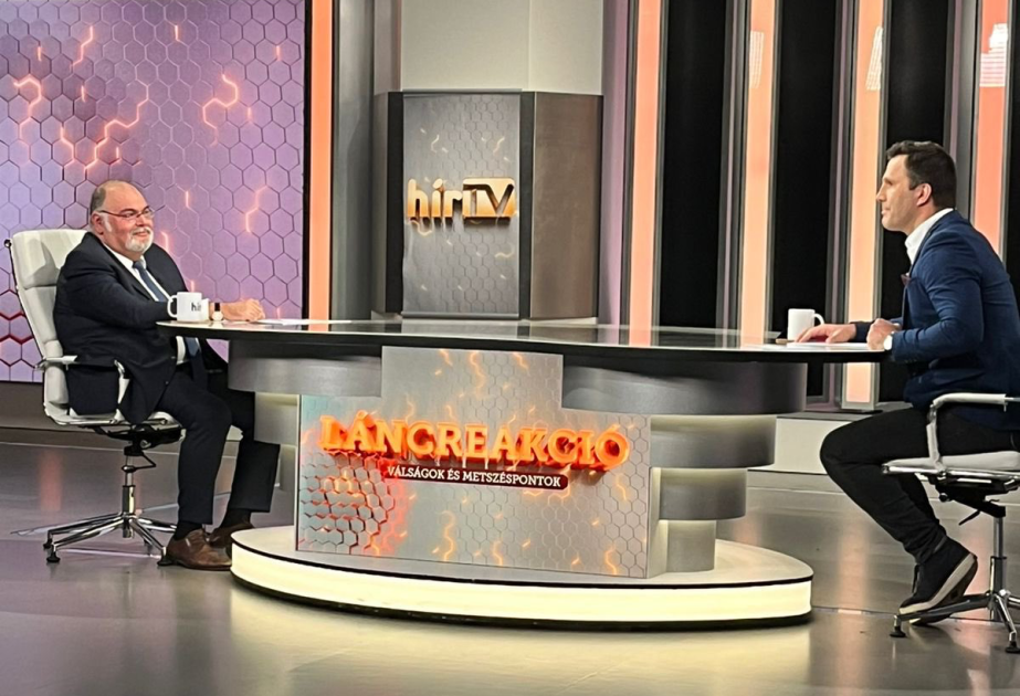 В эфире венгерского телеканала HirTV было рассказано о СОР29 и взаимоотношениях между Азербайджаном и ЕС