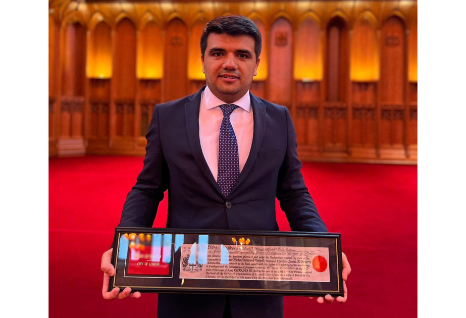 Londonda yaşayan azərbaycanlı yüksək dərəcəli fəxri ada layiq görülüb