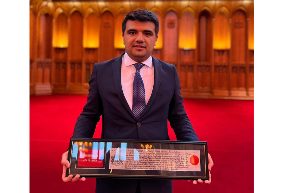 Azerbaijani citizen living in London awarded prestigious “Freedom of the City of London”