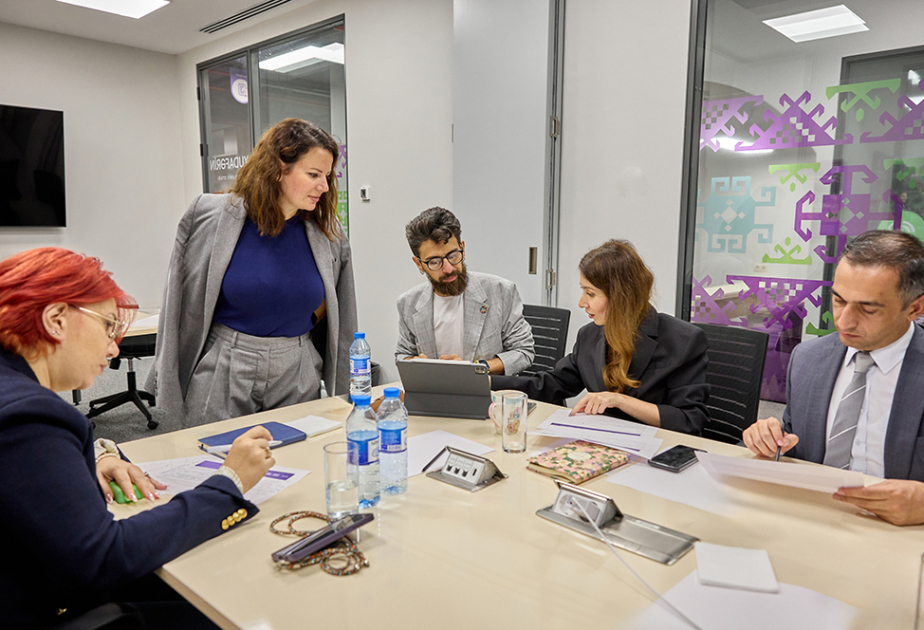 ®  Azercell supports four projects empowering women’s societal role