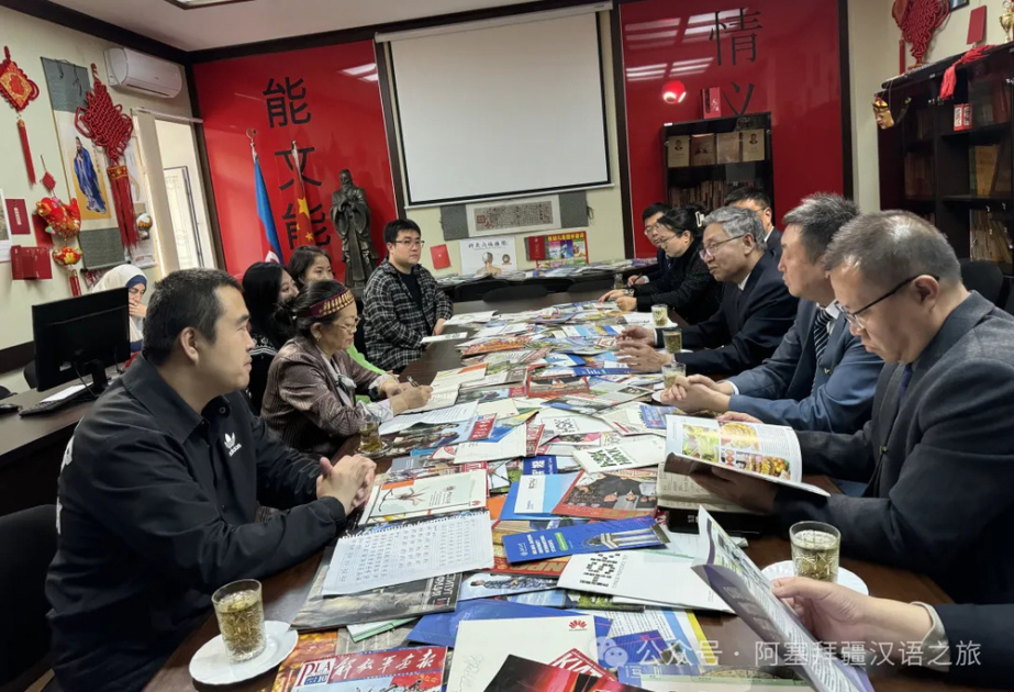 河西学院党委常委、副校长高荣一行访问阿塞拜疆语言大学孔子学院