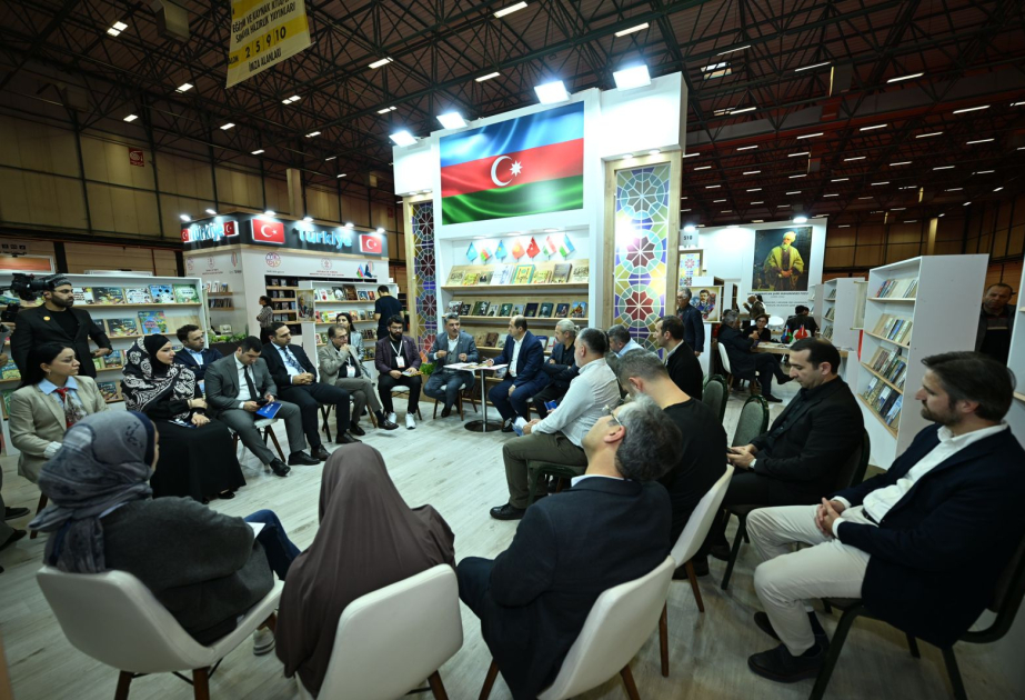 Azərbaycan ədəbiyyatının İstanbulda geniş təbliği müxtəlif tədbirlərlə davam etdirilir