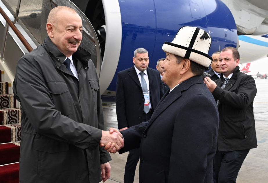 الرئيس الأذربيجاني إلهام علييف يزور قيرغيزستان