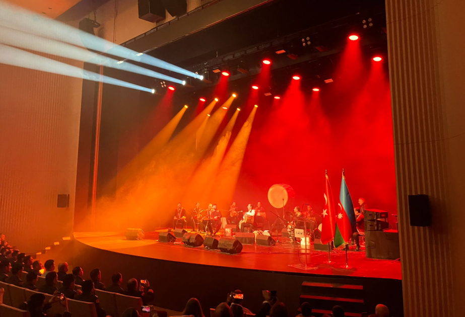 Zəfər Günü İstanbulda təntənəli konsert proqramı ilə qeyd edilib VİDEO