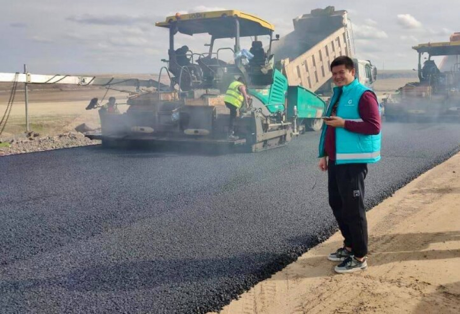 Kazajistán prueba la tecnología del «asfalto caliente»