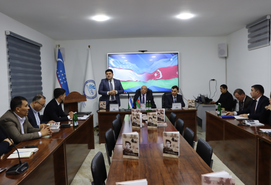Özbəkistanda Zəfər Günü münasibətilə kitab təqdimatı olub
