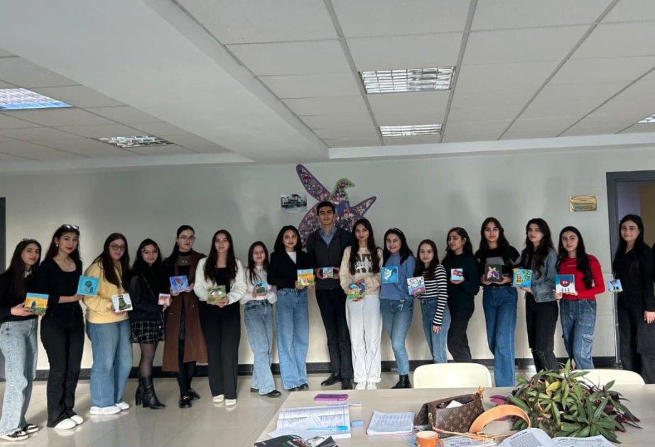 Pedaqoji Universitetin tələbələri Zəfər Gününü qeyd ediblər