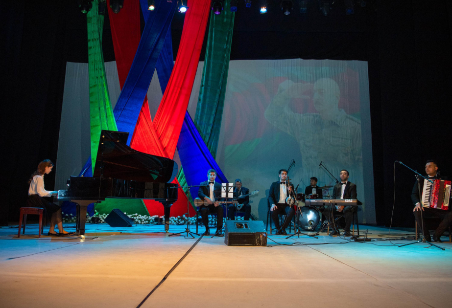 DTX-nin Mədəniyyət Mərkəzində Zəfər Günü ilə bağlı konsert proqramı təşkil olunub
