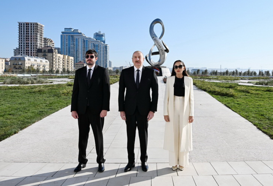 El Presidente Ilham Aliyev asiste a la inauguración del Parque de la Victoria en Bakú ACTUALIZADO