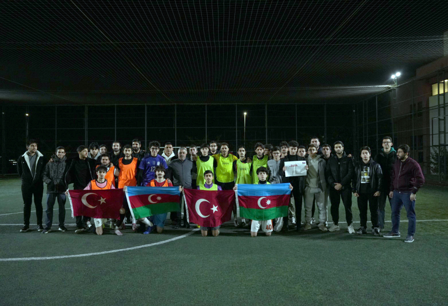 İstanbulda azərbaycanlı tələbələr arasında keçirilən futbol turniri başa çatıb