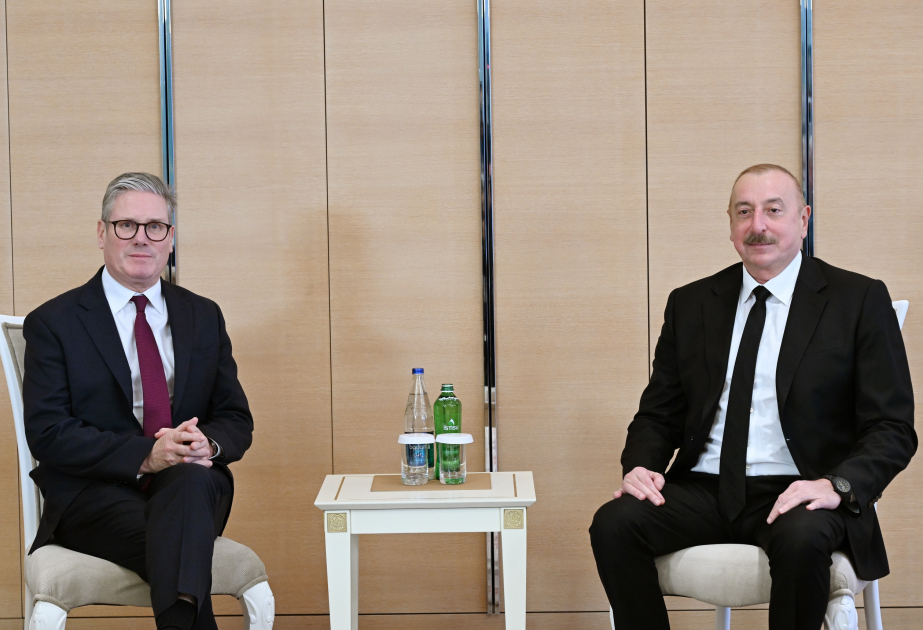 Prezident İlham Əliyev Böyük Britaniyanın Baş naziri ilə görüşüb  YENİLƏNİB VİDEO