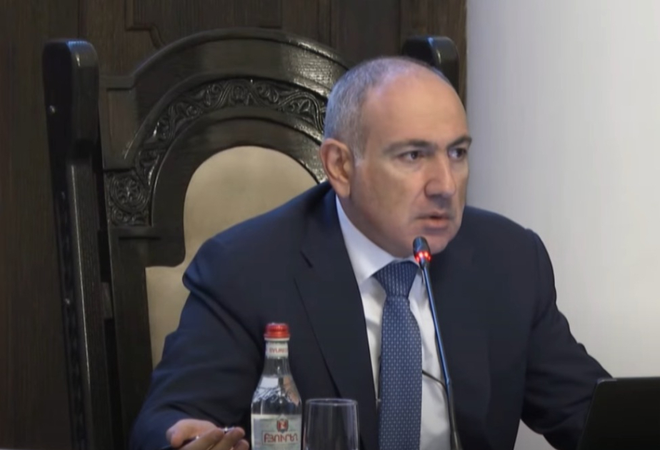Paşinyan bir sıra yüksəkvəzifəli məmurları istefaya göndərir