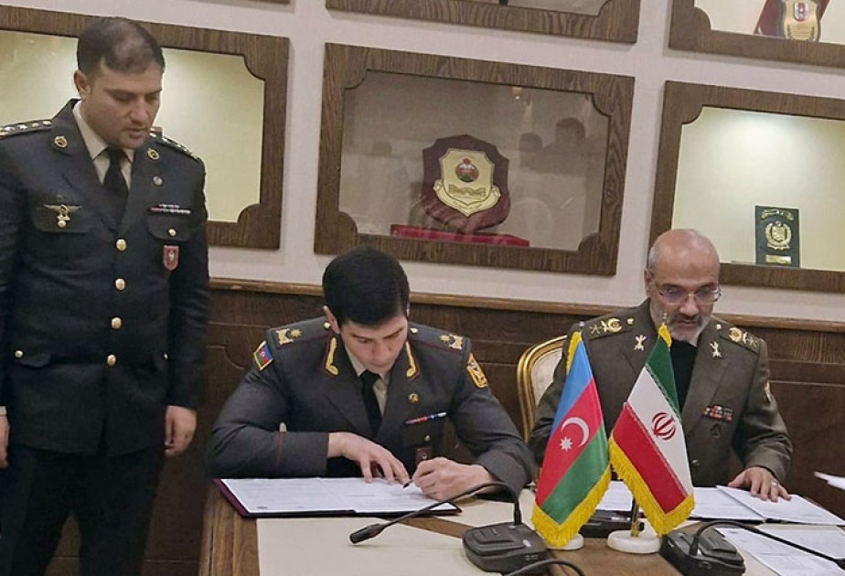 Azərbaycan və İran arasında hərbi əməkdaşlıq məsələləri müzakirə edilib